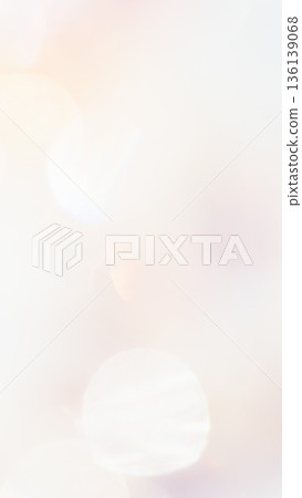 柔和的光球模糊漸層背景，膚色蒼白米色，美麗動人。 136139068