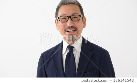 男性商務肖像 136141548