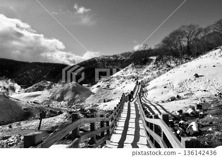 "Noboribetsu Jigokudani" walking trail "Black and White" in winter 136142436