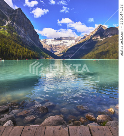 Lake Louise Turquoise Water Glacier Mountain Panorama Banff National Park Lake Louise Turquoise Water Glacier Mountain Panorama Banff National Park 136144118