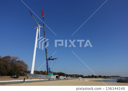 新舞湖風車南側的拆除工作開始 新舞湖風車南側的拆除工作開始 136144148