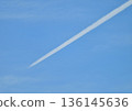 飛機雲 136145636