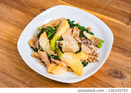 味噌炒蘿蔔豬肉 136145705