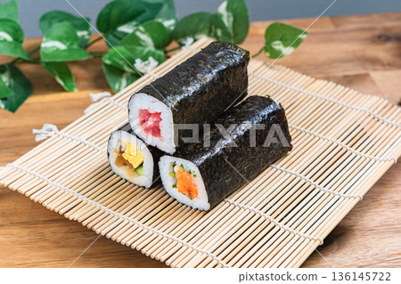 節日的Ebukata卷 136145722