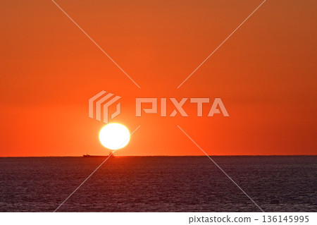 堂島的日落 136145995