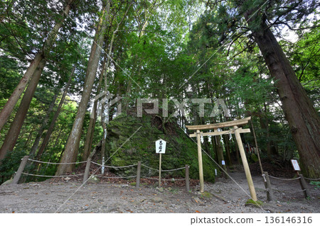 Amano Iwato Muro Ryuna Shrine (Uda City, Nara Prefecture) 136146316