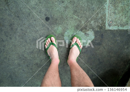 夾趾拖鞋 沙灘涼鞋 男人 136146954