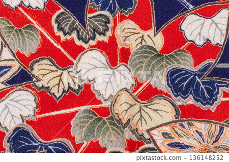 Old cloth 136148252