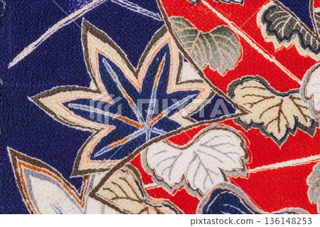 Old cloth 136148253