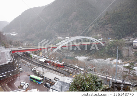 德島縣,雪中的大步橋 德島縣,雪中的大步橋 136148770