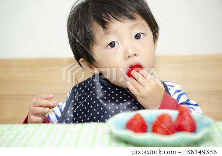 一個孩子 136149336