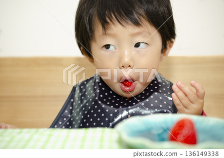 一個孩子 136149338