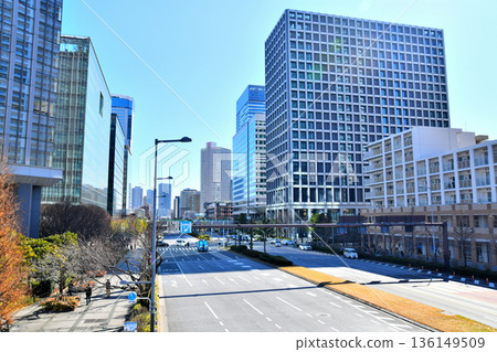 從豐洲二丁目人行天橋附近眺望豐洲站（東京都江東區）[2026年2月] 136149509