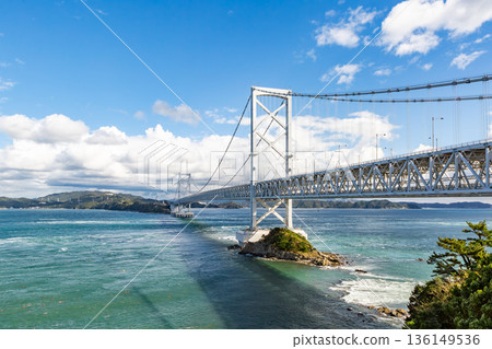 德島縣鳴門市大鳴門大橋 136149536