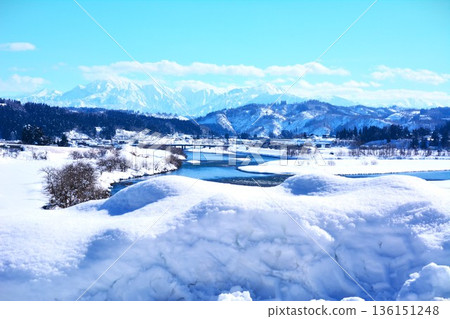 信濃川·越後Miyama冬季場景 136151248
