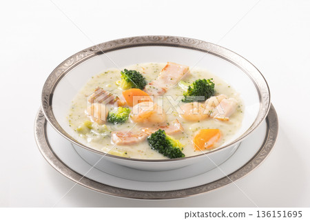 奶油燉菜（蝦仁培根） 136151695