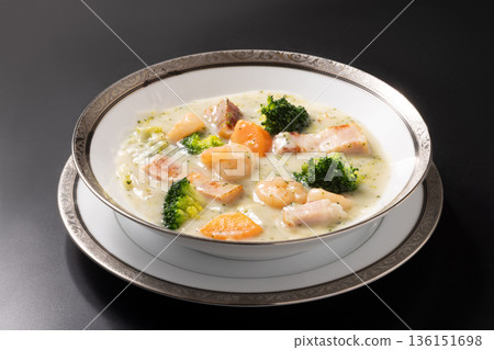 奶油燉菜(蝦仁培根) 奶油燉菜(蝦仁培根) 136151698