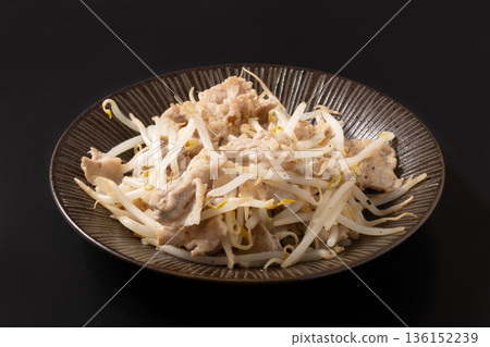 炒豬肉豆芽 炒豬肉豆芽 136152239