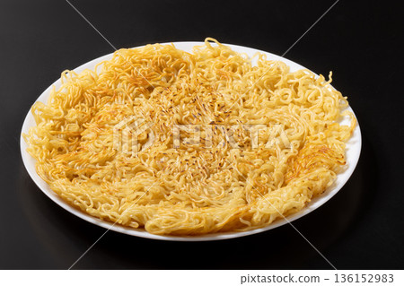 Yakisoba-yakisoba 136152983