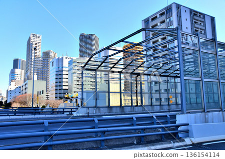Around the entrance to the Kachidoki overpass from near Tsukiji Bridge (Chuo Ward, Tokyo) [February 2026] 136154114