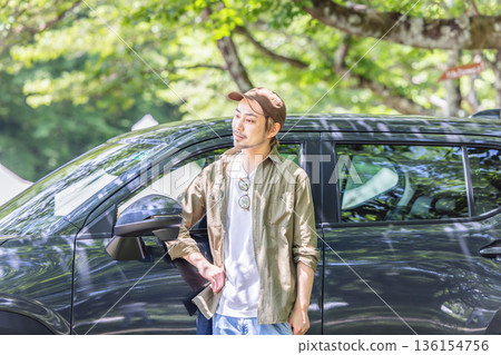 一個開車的人 136154756