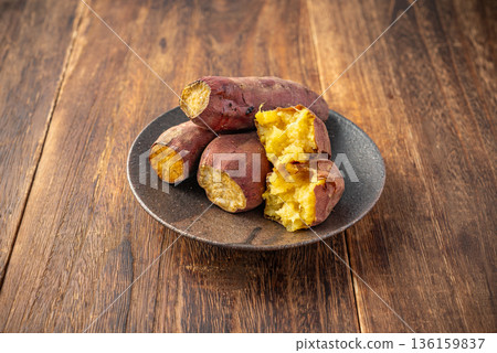 Haruka Haruka's sweet potato 136159837