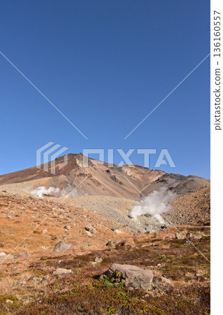 Jigokudani and volcanic smoke of Mount Asahidake, Hokkaido 136160557