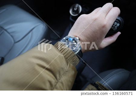 Luxury watch 136160571