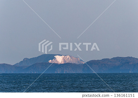 Winter scenery of the Ieshima Islands seen from Ako Misaki in Ako City, Hyogo Prefecture Winter scenery of the Ieshima Islands seen from Ako Misaki in Ako City, Hyogo Prefecture 136161151