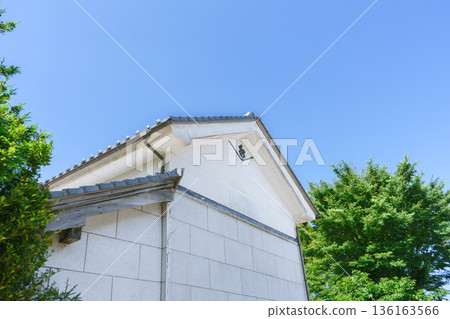 Blue sky and rural storehouse 136163566