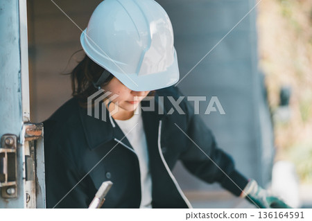 truck driver, female, lady 136164591