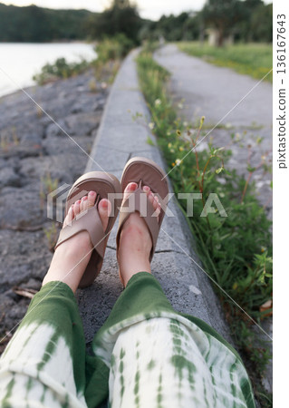 A summer scene at your feet A summer scene at your feet 136167643