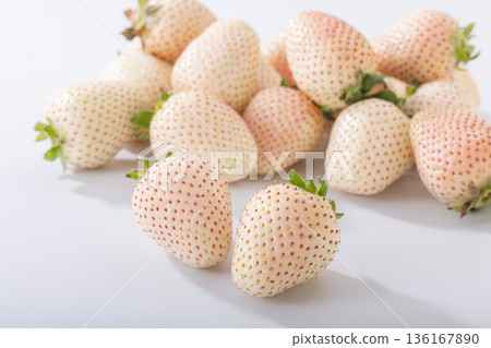 Fresh white strawberries 136167890