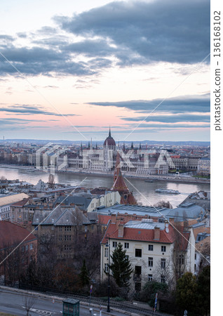 Panorama with building of Hungarian parliament at Danube river in Budapest city, Hungary 136168102