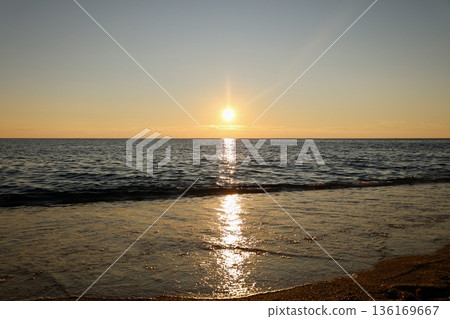 Sunset ocean horizon. High quality photo 136169667