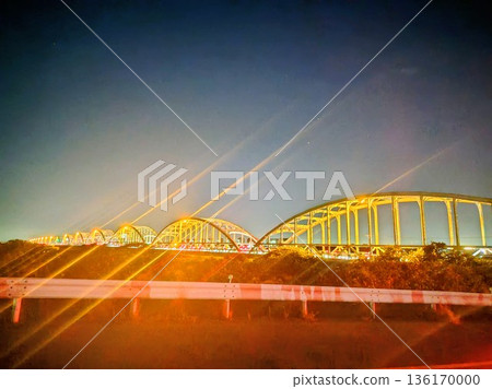 有橋的風景 有橋的風景 136170000