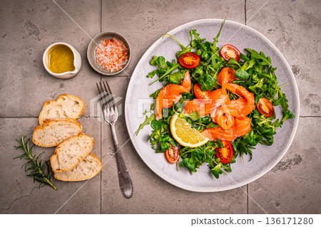 Fresh salad with salmon 136171280