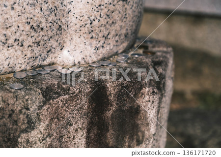 [Lake Biwa No. 1 Canal] A scene with coins prepared 136171720