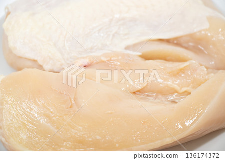 Chicken breast meat 136174372