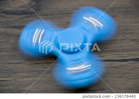 Hand spinner Hand spinner 136176440