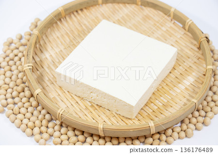 Cotton tofu Cotton tofu 136176489