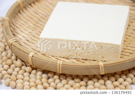 Cotton tofu Cotton tofu 136176491