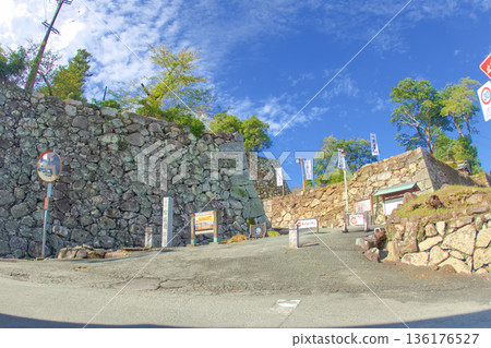 [Mie Prefecture] The remains of the main gate of Matsusaka Castle in Matsusaka City 136176527