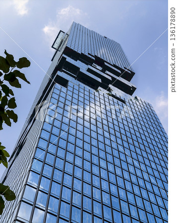 MahaNakhon,曼谷,一棟摩天大樓在曼谷,泰國 MahaNakhon,曼谷,一棟摩天大樓在曼谷,泰國 136178890