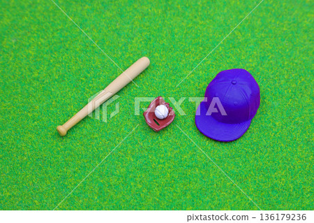 image of baseball 136179236