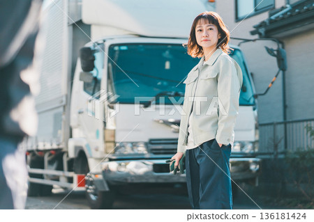 truck driver, females, female 136181424