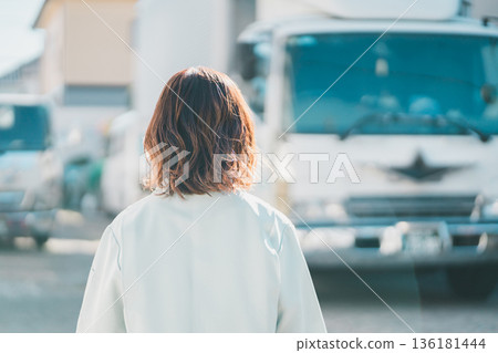 truck driver, females, female 136181444