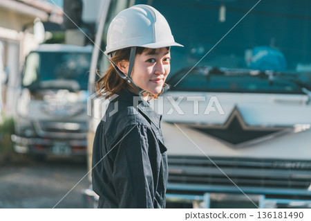 mechanic, maintenance, automobile mechanic 136181490