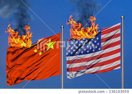燃燒的星條旗和五星紅旗（中國國旗） 136183059