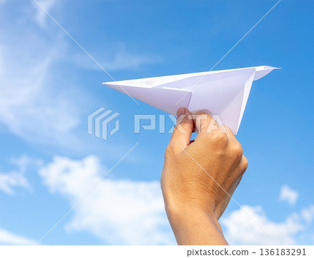 hand, Paper Airplane, paper airplane 136183291